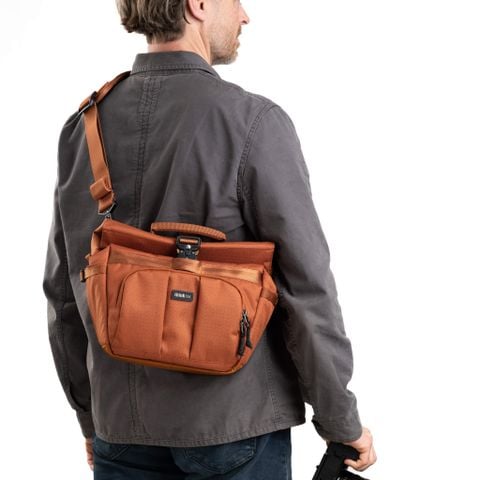  Túi máy ảnh Think Tank FocusPoint Crossbody 8L Urban Rust 