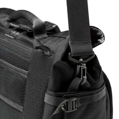  Túi máy ảnh Think Tank FocusPoint Crossbody 13L Asphalt Black 