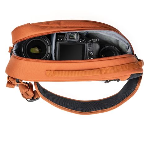  Túi máy ảnh đeo chéo Think Tank TurnStyle 11L Urban Rust 