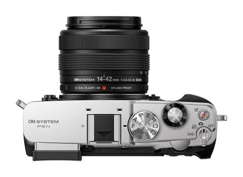 Bộ máy ảnh OM SYSTEM PEN Mirrorless Camera kèm ống kính M.Zuiko Digital 14-42mm F3.5-5.6 III (Silver)