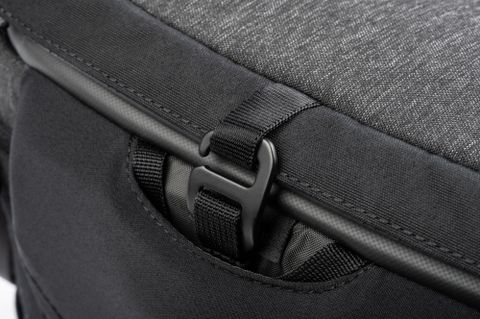 Túi máy ảnh Think Tank SpeedTop Crossbody 15 Graphite