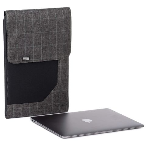  Túi đựng laptop Think Tank Retrospective Laptop Sleeve 