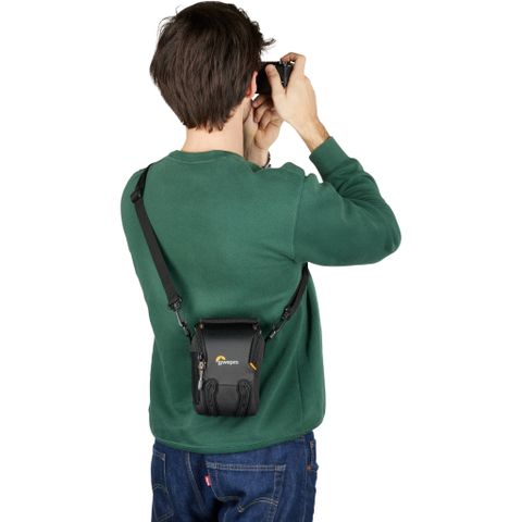  Túi máy ảnh Lowepro Adventura SH III (Black) 