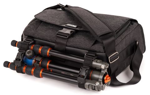 Túi máy ảnh Think Tank Vision 13 Graphite