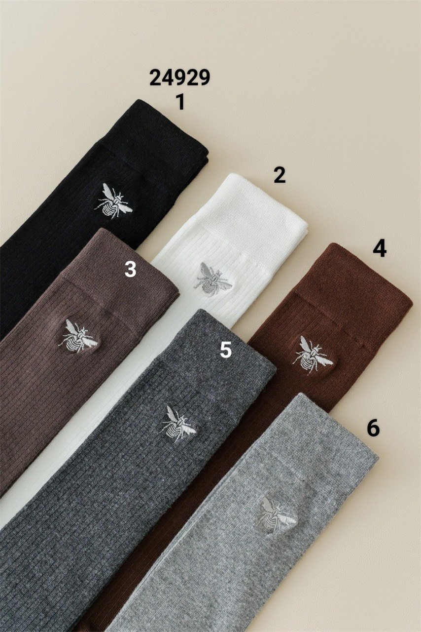 Tất len cao tới gối tuổi Teen thêu ong ( Free size )