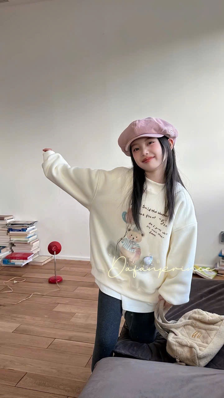 15348 - Áo nỉ lót nỉ QCCC màu kem gấu bóng bay size 110-160