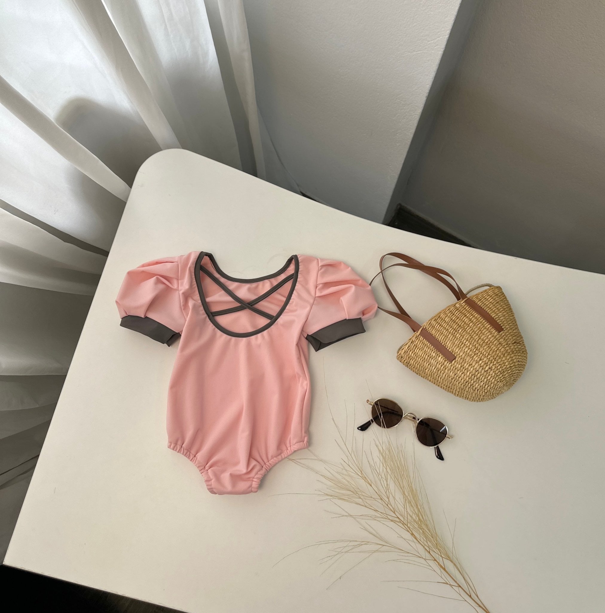 DB00026 - Bộ bơi liền Harifa vai bồng lưng dây đan chéo 3 màu size 9m - 8y