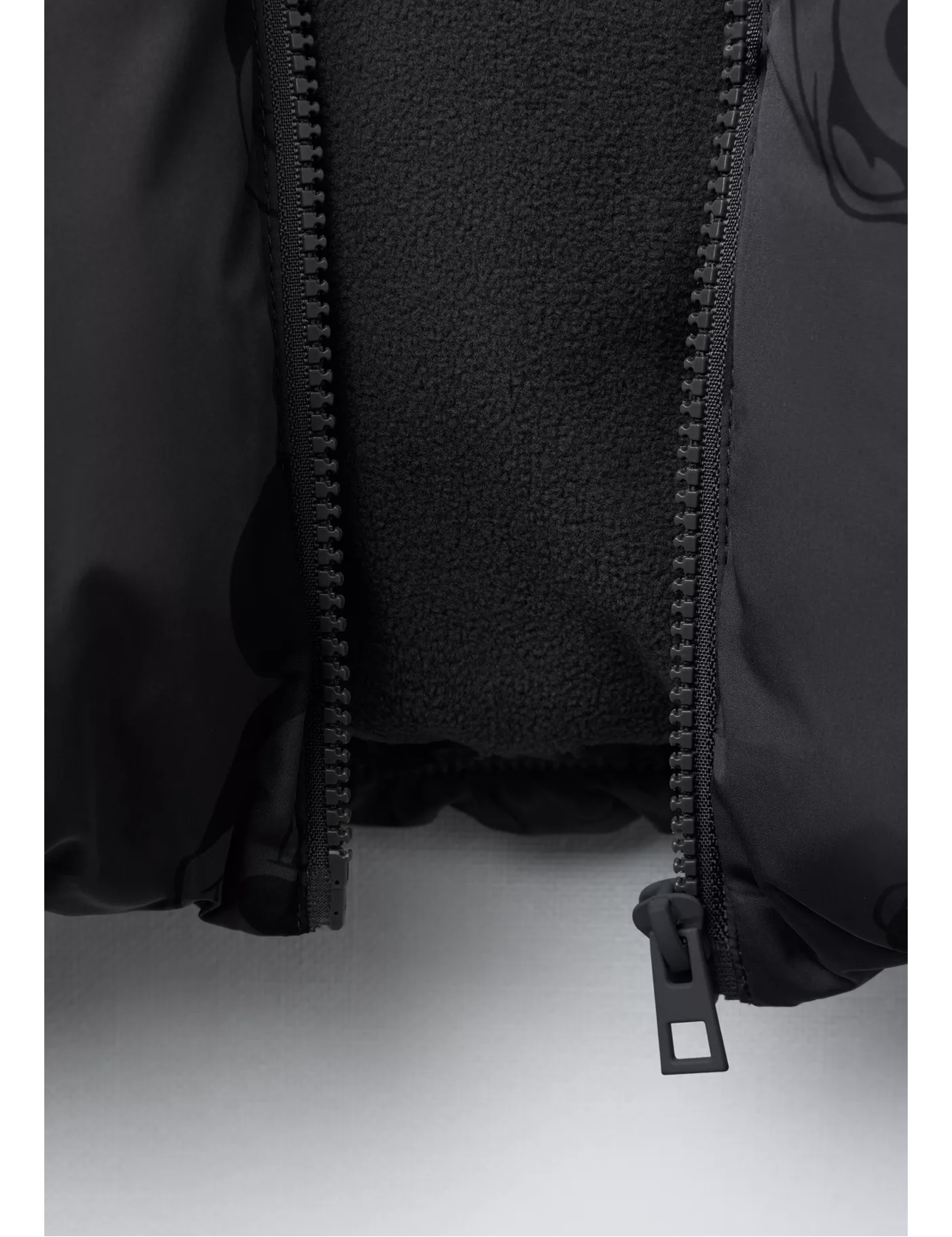 AK01 - Áo khoác phao màu ghi đen Mickey in tràn bé trai size 1-6y