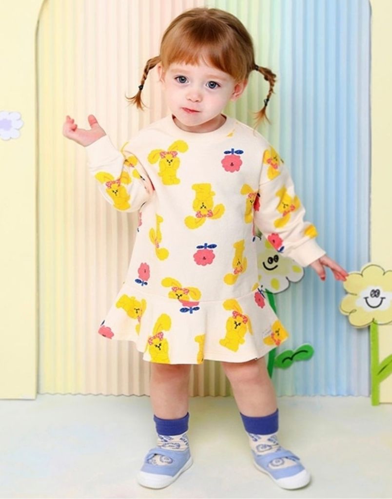 Váy nỉ da cá Milkmile hoạ tiết chó tai dài 2 màu be/vàng