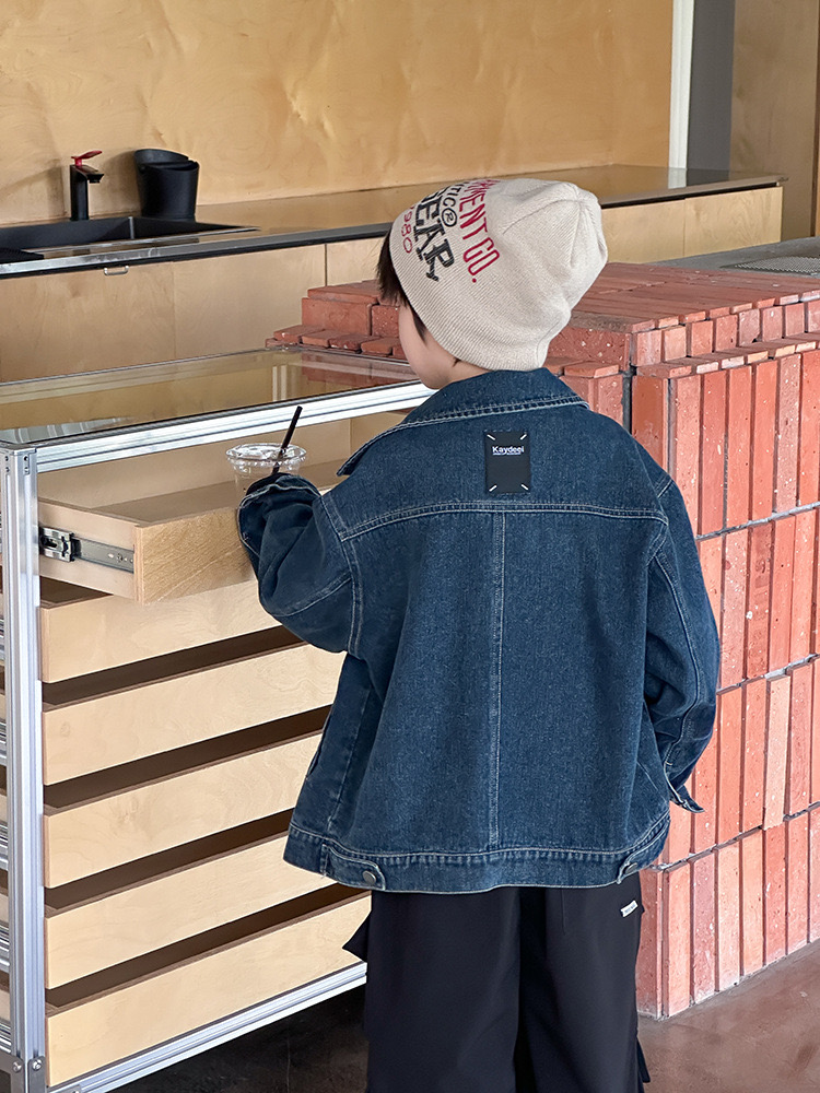 25F132 - Áo khoác jean mềm AMBB màu xanh đậm cho bé size 120-170