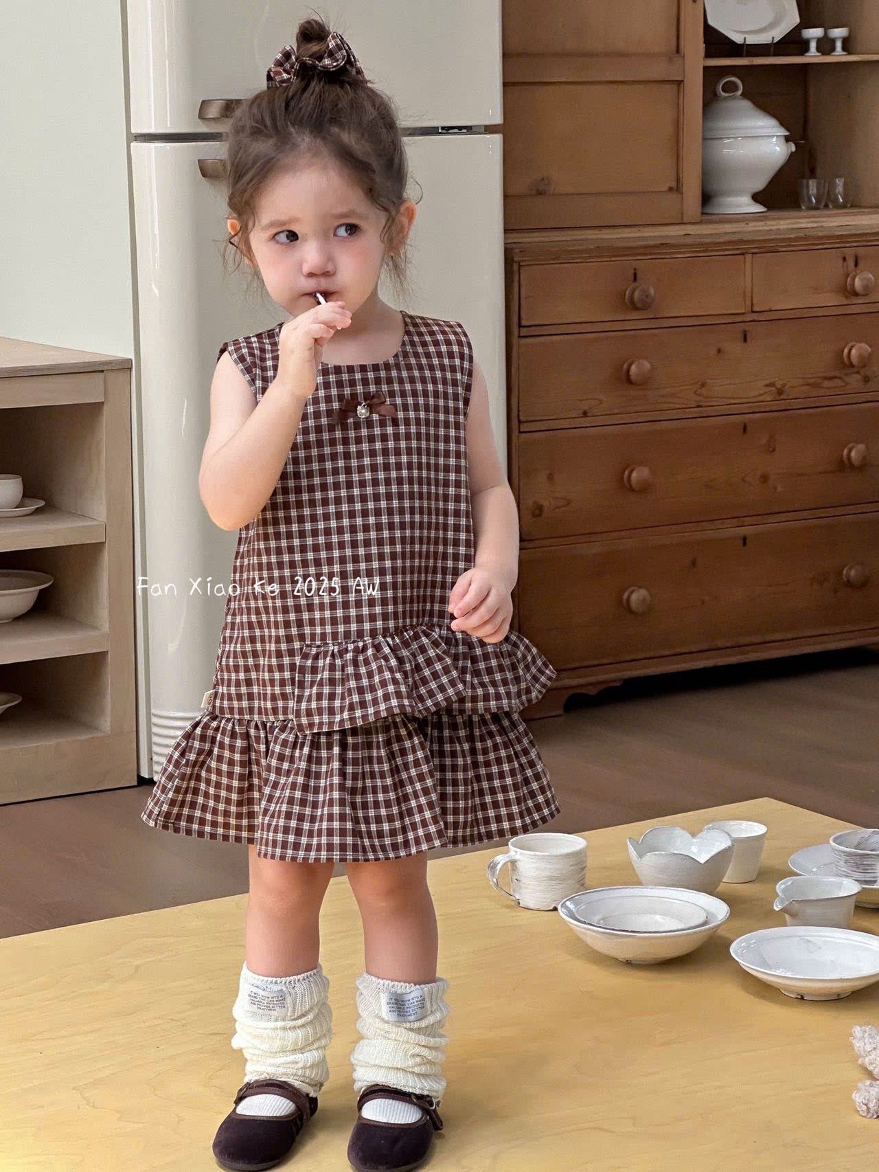 25178 - Set 2ct QC Fanxiaoke váy kẻ + cardigan bé gái size 80-120