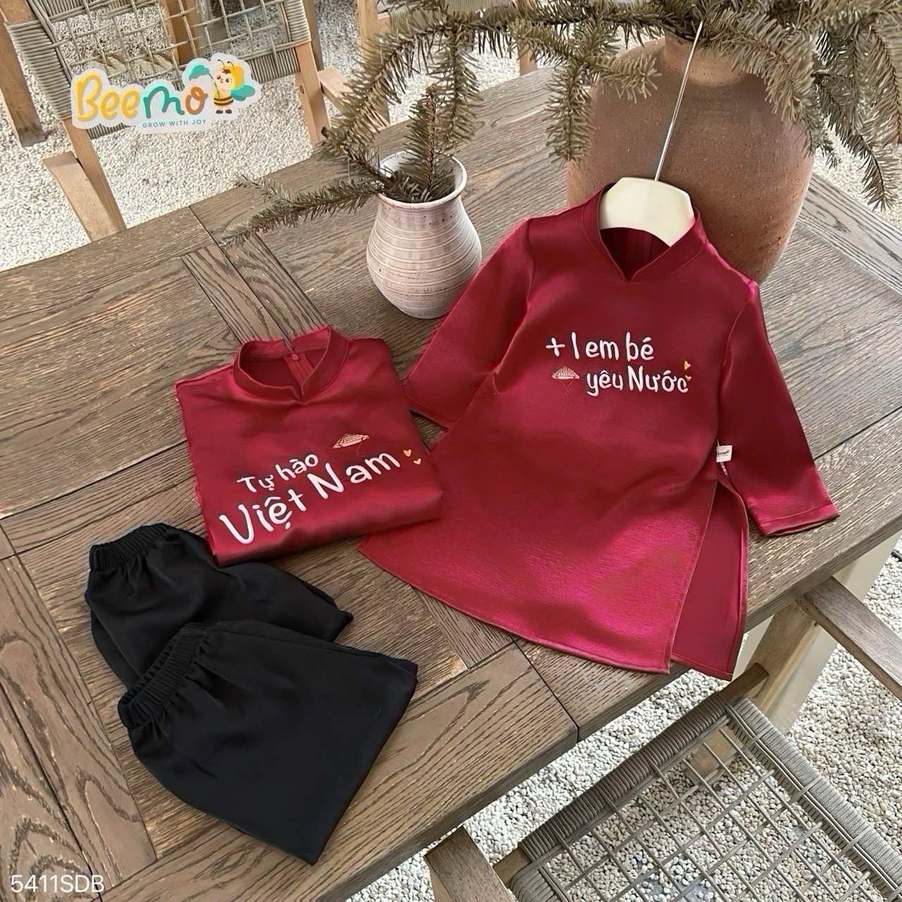 Áo dài lụa Beemo màu đỏ thêu Trend Việt Nam size 1-10y