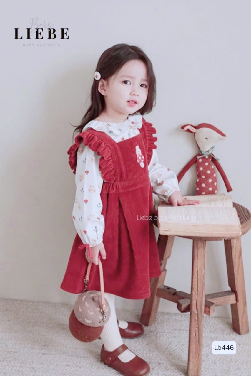 LB446 - Set Liebe áo sơ mi + yếm nhung đỏ thêu thỏ nấm bé gái size 2-12y