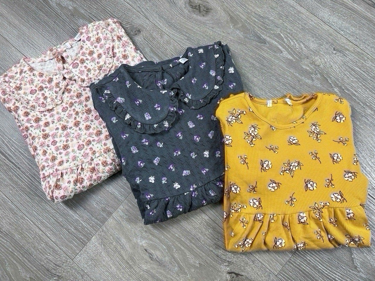 V00014 - Váy thun nhăn / thun tăm hoa nhí 3 màu size 24m - 8y