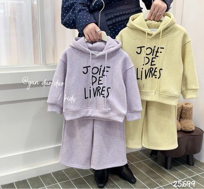 Bộ nỉ len lót nỉ Joie De Livers 2 màu vàng/tím cho bé size 100-140