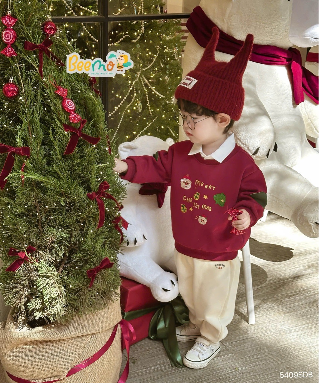 Áo nỉ Beemo màu đỏ Noel đáp tay thêu hình cho bé size 1-6y