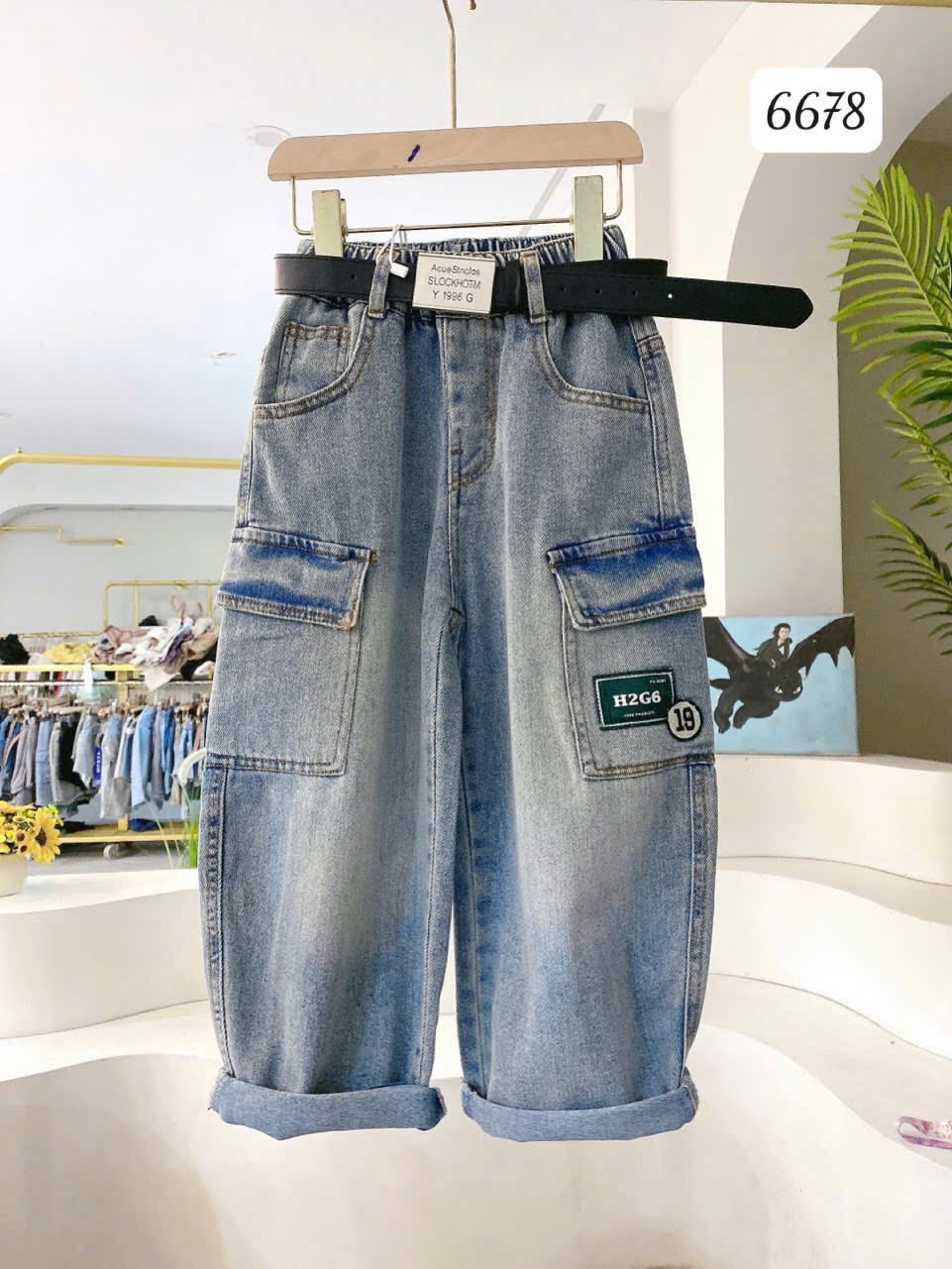 6678 - Quần jean túi hộp màu xanh cho bé size 120-160