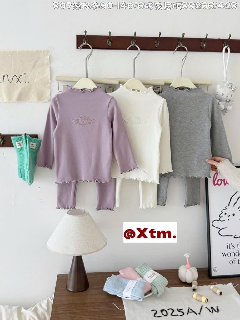 88266 - Bộ nỉ mỏng LNX in nổi kitty 2 màu ghi / tím size 90 - 140