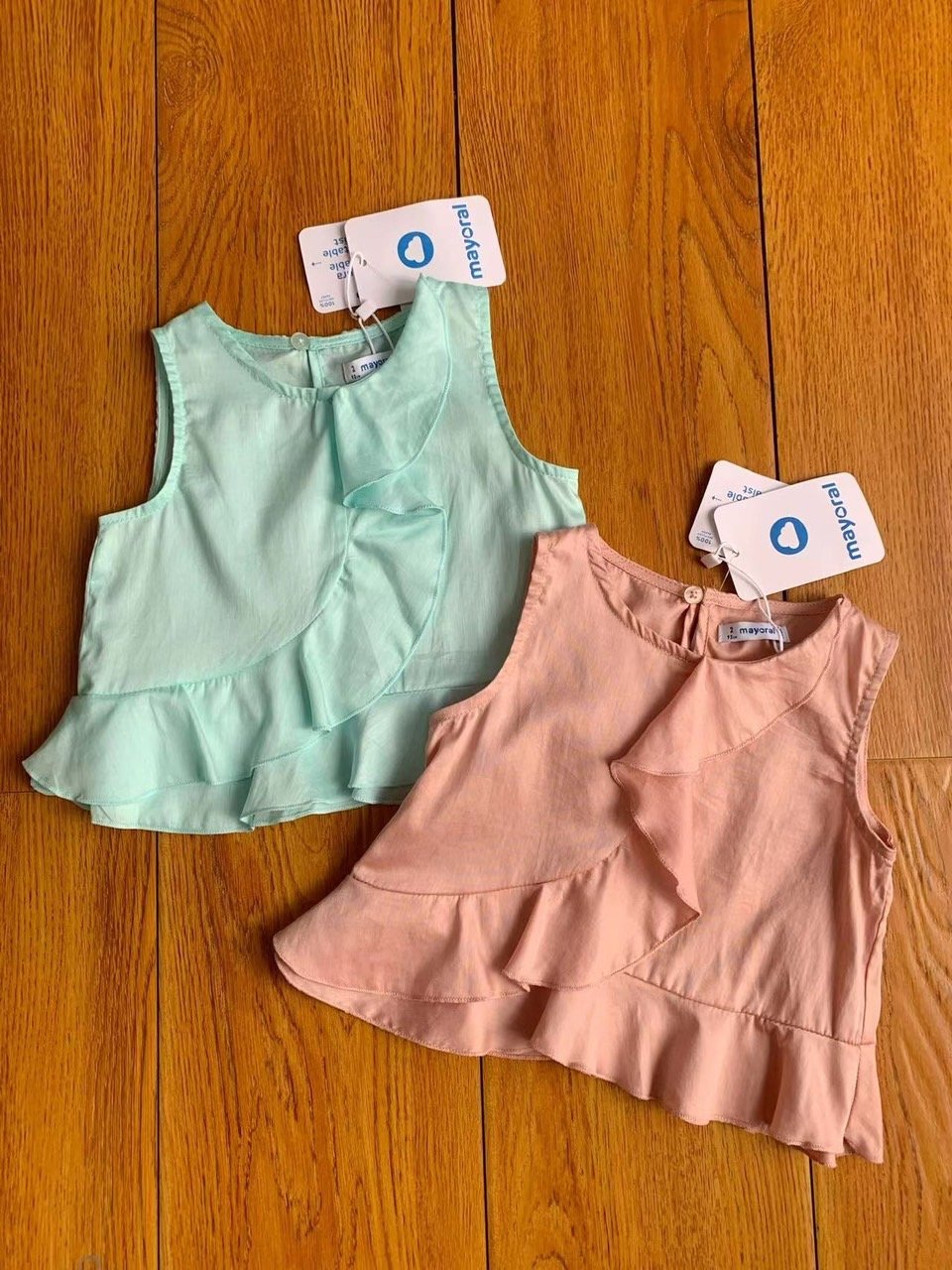 Bộ thô Mayoral áo sát nách vạt bèo chéo - quần culotte 2 màu hoa size 2 - 9y