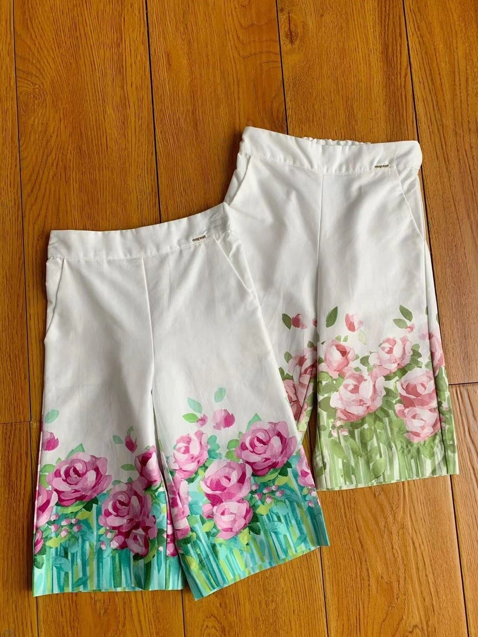 Bộ thô Mayoral áo sát nách vạt bèo chéo - quần culotte 2 màu hoa size 2 - 9y