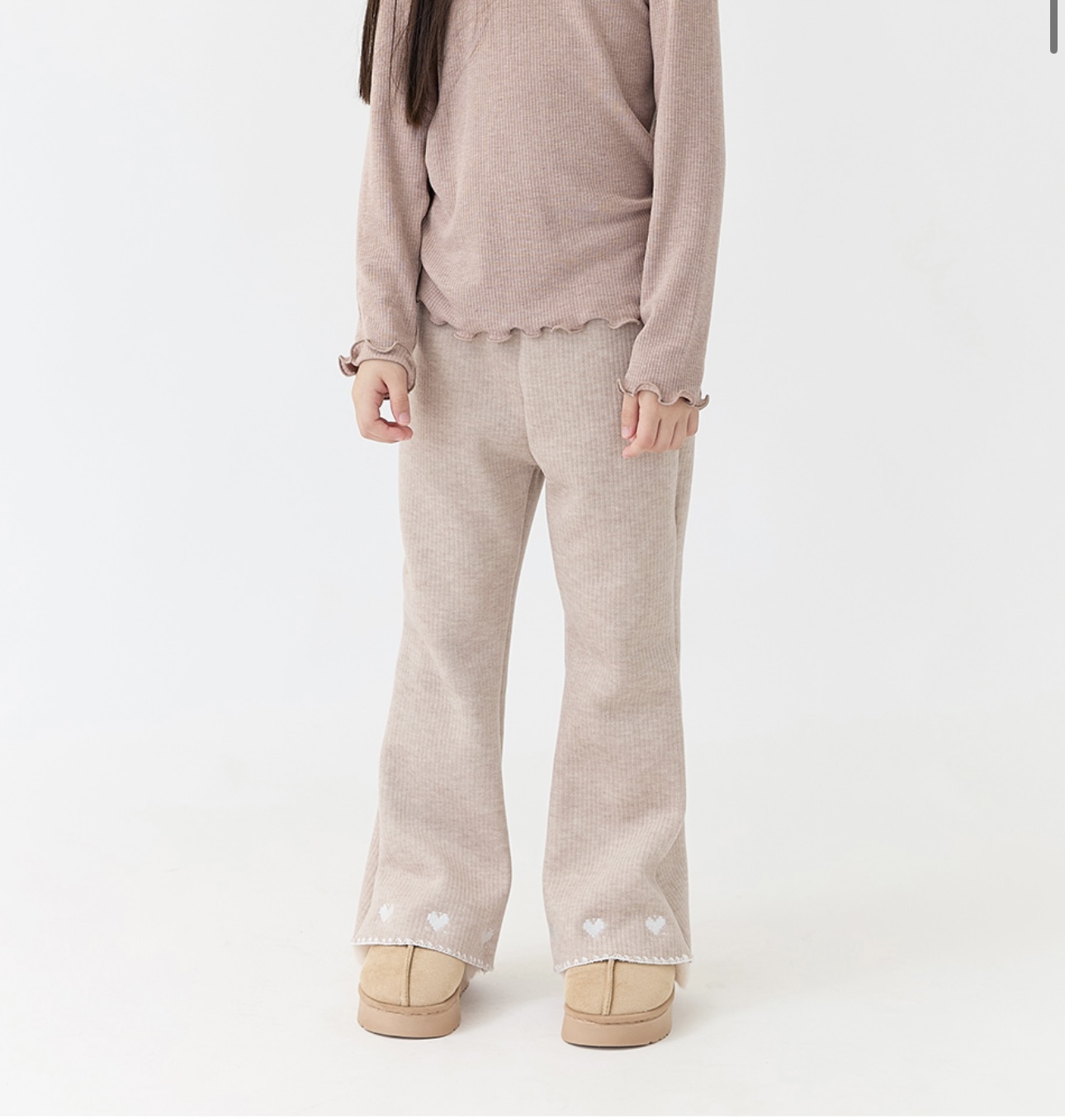 Quần nỉ len bebezoo ống loe thêu trái tim nhiều màu cho bé size 100-160