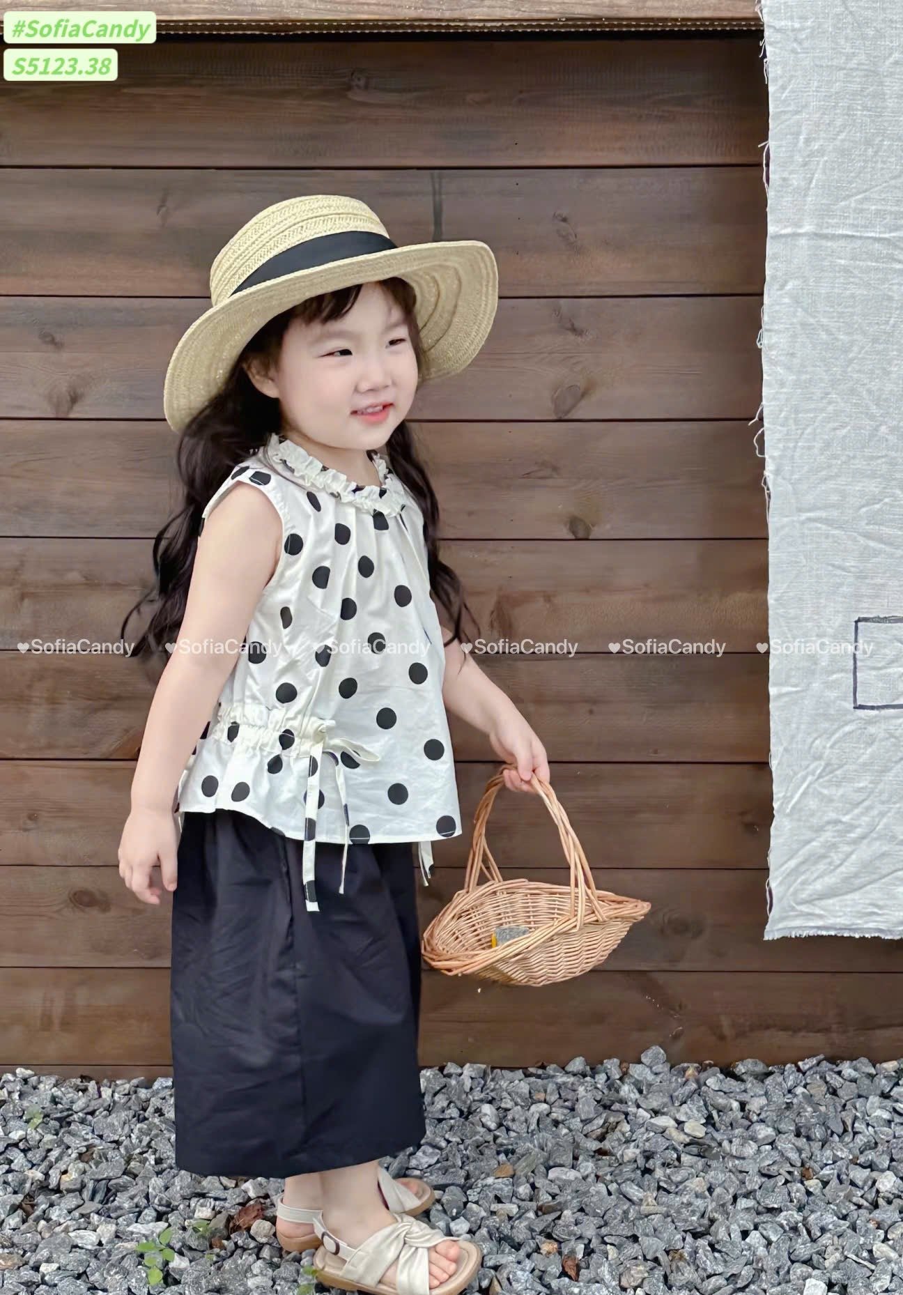 S5123 - Set bộ Sofia Candy áo chấm bi trắng đen + quần đen bé gái size 1-10y
