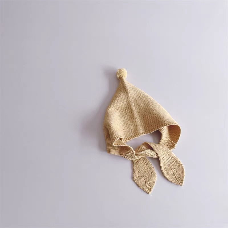 Mũ len chóp trơn màu đính quả buộc dây bản to 3 màu BTBG ( Free size 3 - 6y )