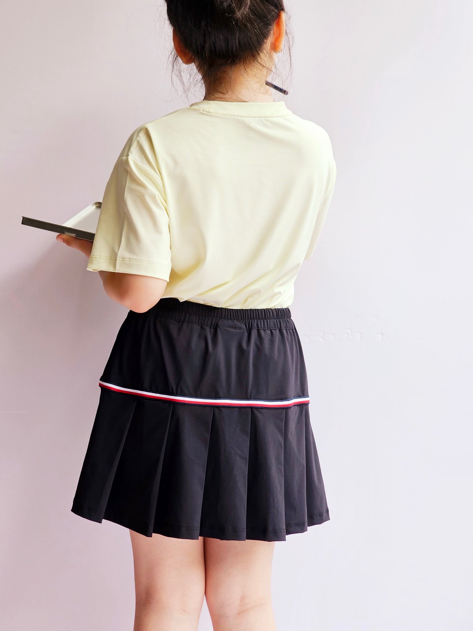 Set bộ áo + chân váy liền quần thể thao Bee Mon 4 màu size 120 - 160