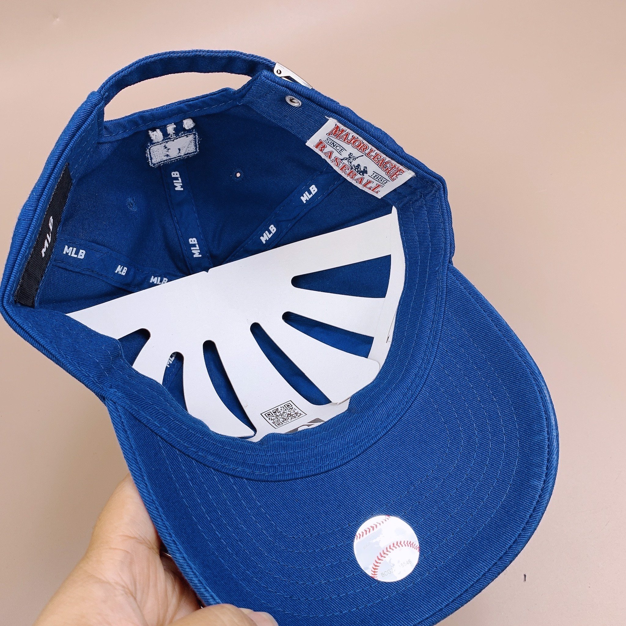 Mũ MLB dư xịn cho Bố mẹ và bé lớn