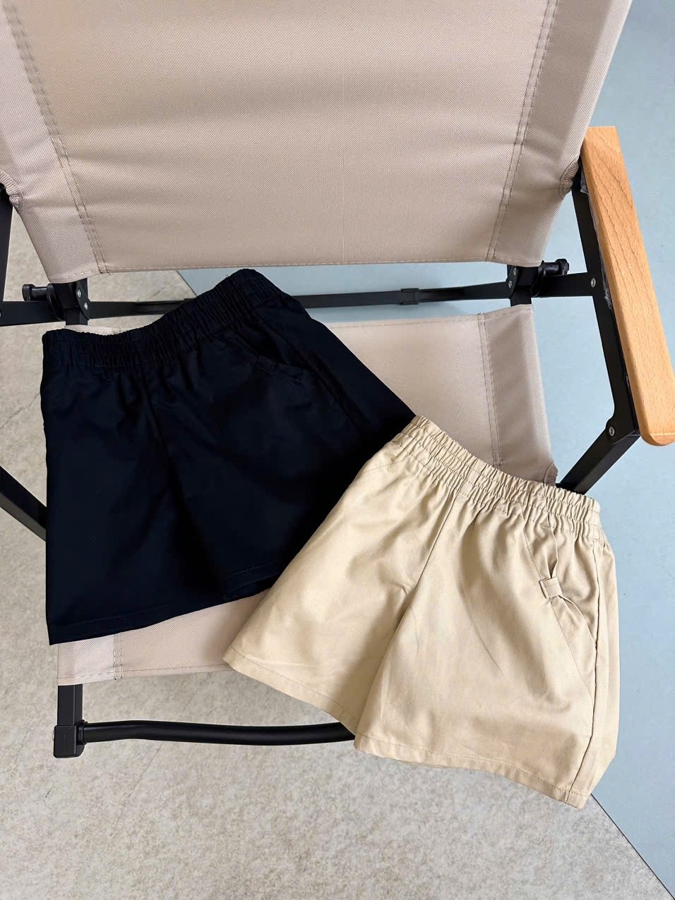 Quần short kaki GGJJ dư xịn túi nơ 2 màu kaki/đen bé gái size 2-8y