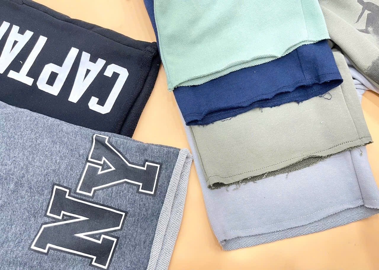 Quần short da cá HM dòng Đại nhiều màu Bé Trai size 8 - 14y+