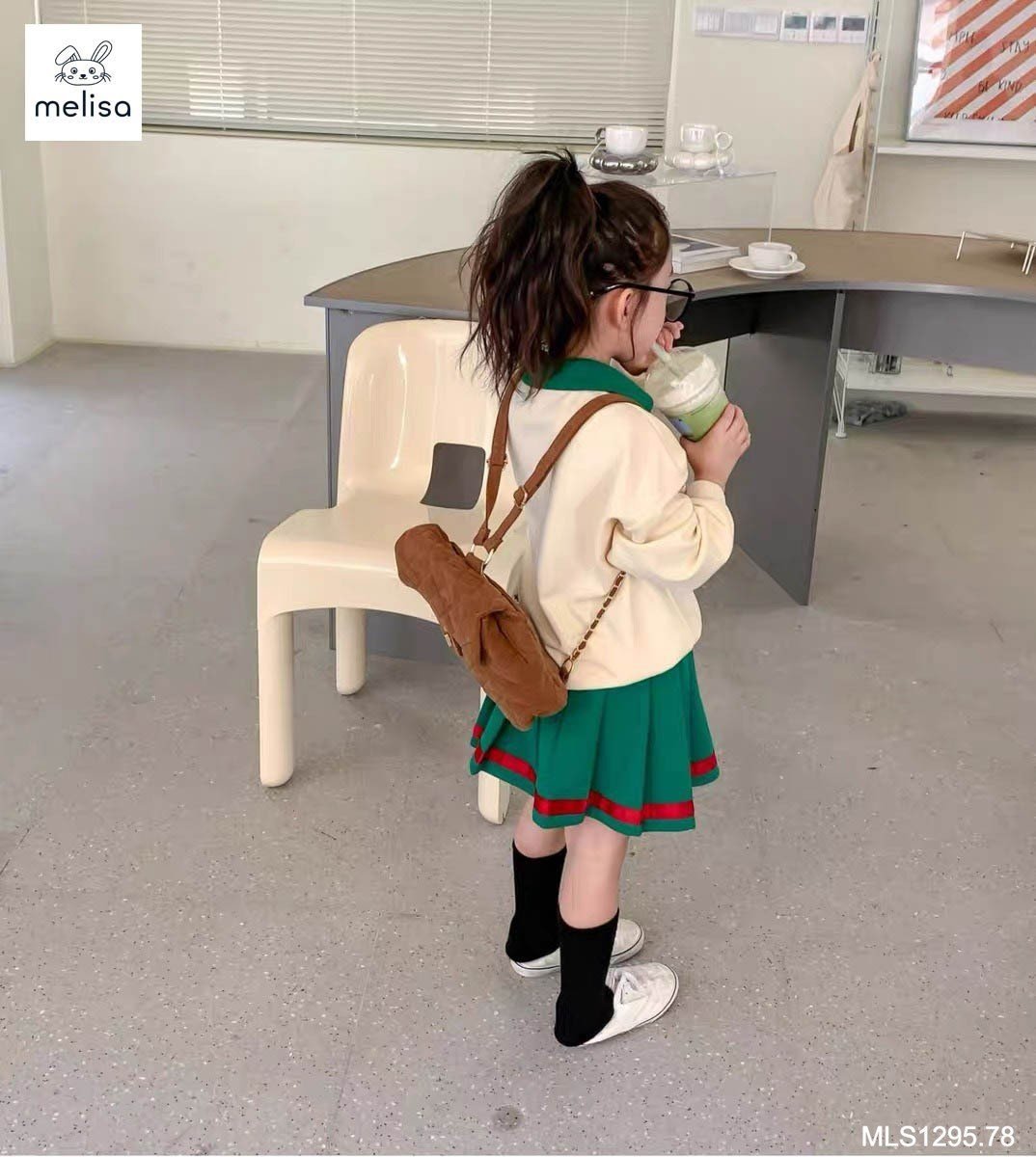 Set da cá Melisa áo kem phối xanh lá Well Hope + chân váy xanh lá size 2 - 12y