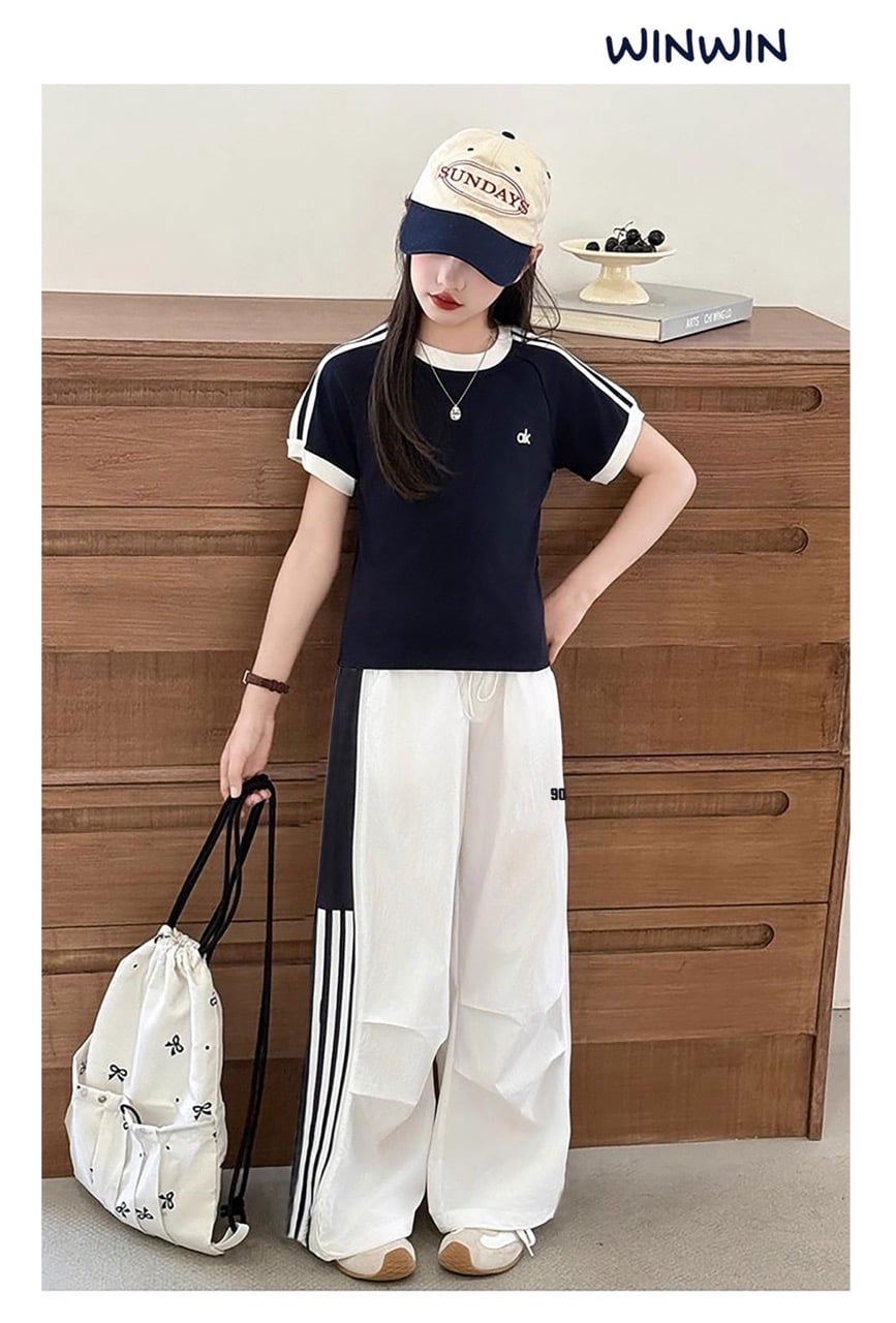 Quần gió WinWin ống suông viền sọc hông bé gái size 6-15y
