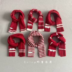 Khăn len màu đỏ cho bé