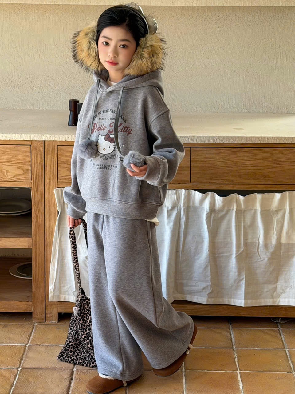 25603 - Bộ nỉ lót nỉ đại hàn QCCC áo hoodie kèm cục bông 3 màu cho bé size 120-160