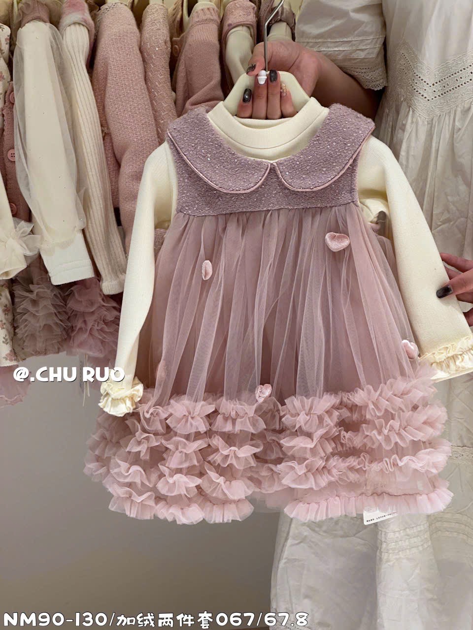 B25067 - Set áo len + váy công chúa đính tim màu hồng cho bé size 90-130