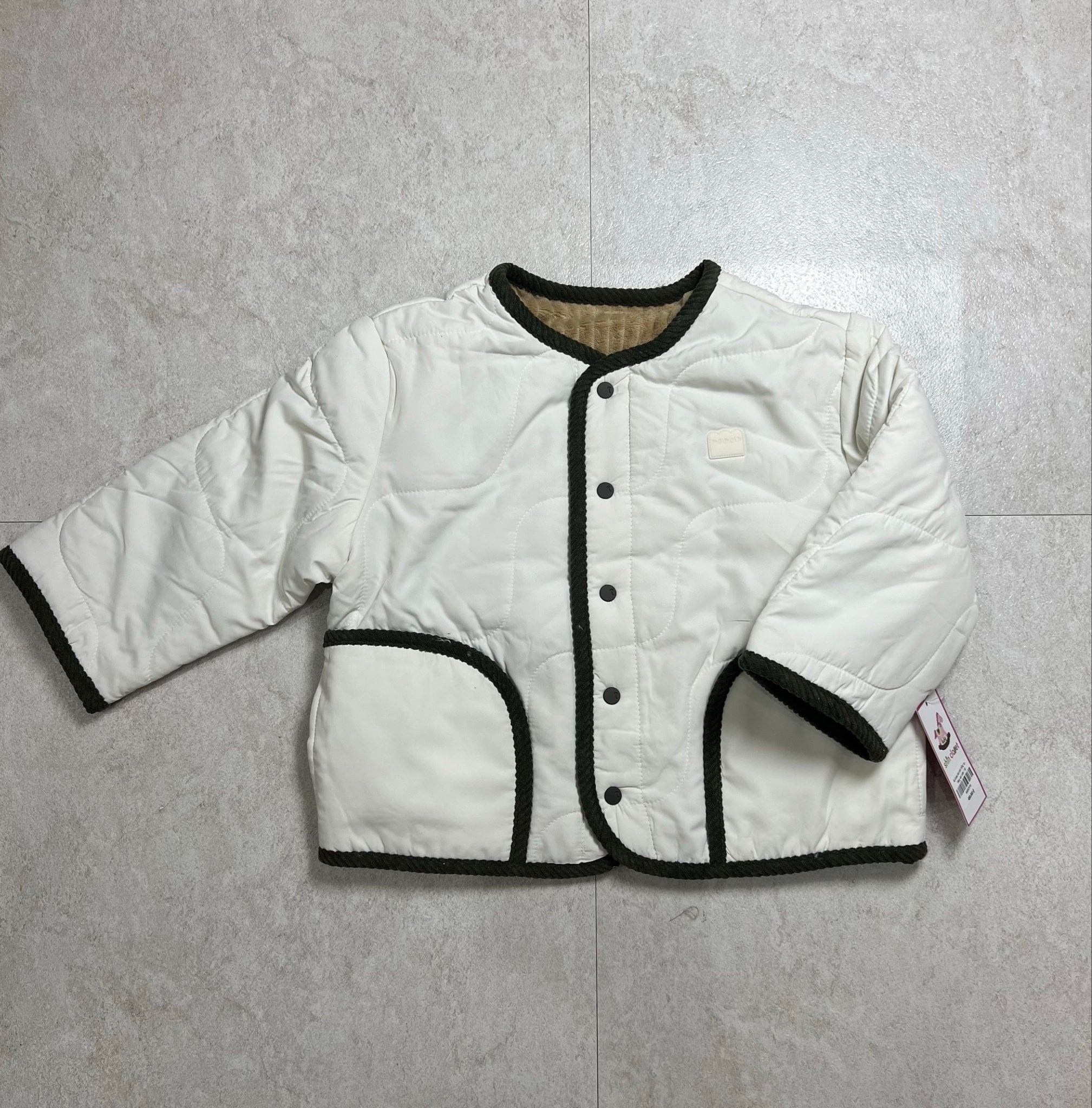 Áo khoác Moimoln trắng ngà lót lông kèm khăn mặc 2 mặt cho bé size 90-120