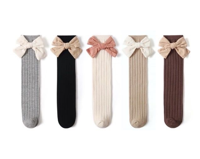 Tất cao cổ đính nơ bé gái Nemo 5 màu