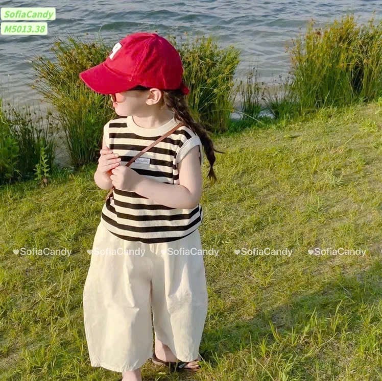 M5013 - Bộ Mia Kids áo thun tăm kẻ trắng đen Design - quần culottes màu kem size 2 - 12y