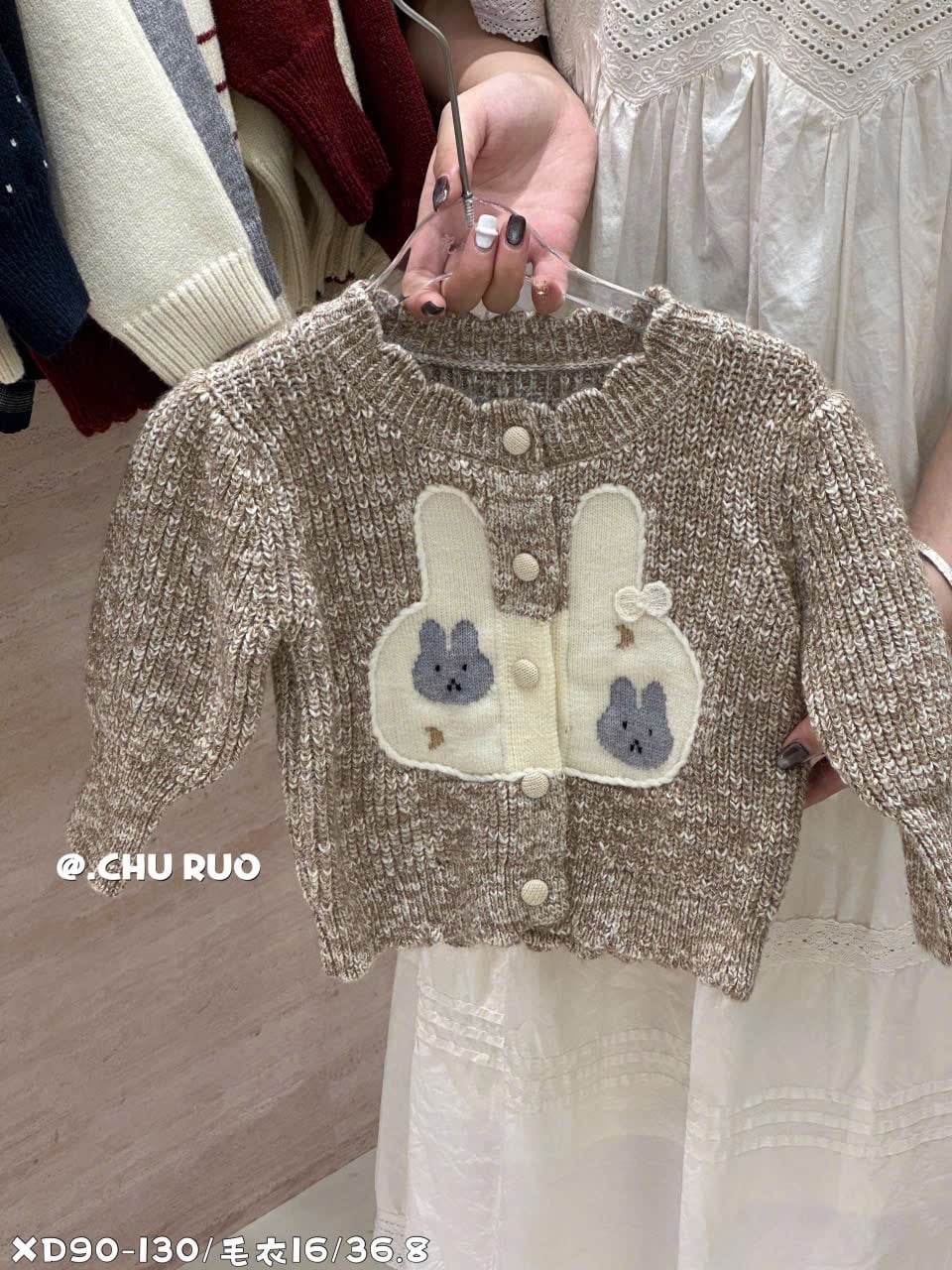 WW16 - Cardigan len QC màu nâu be hình thỏ bé gái size 90-130