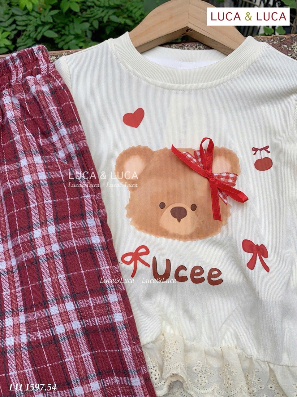 Lu 1597 - Bộ bé gái Luca áo dài tay in gấu phối ren + quần dài kẻ size 2-12y