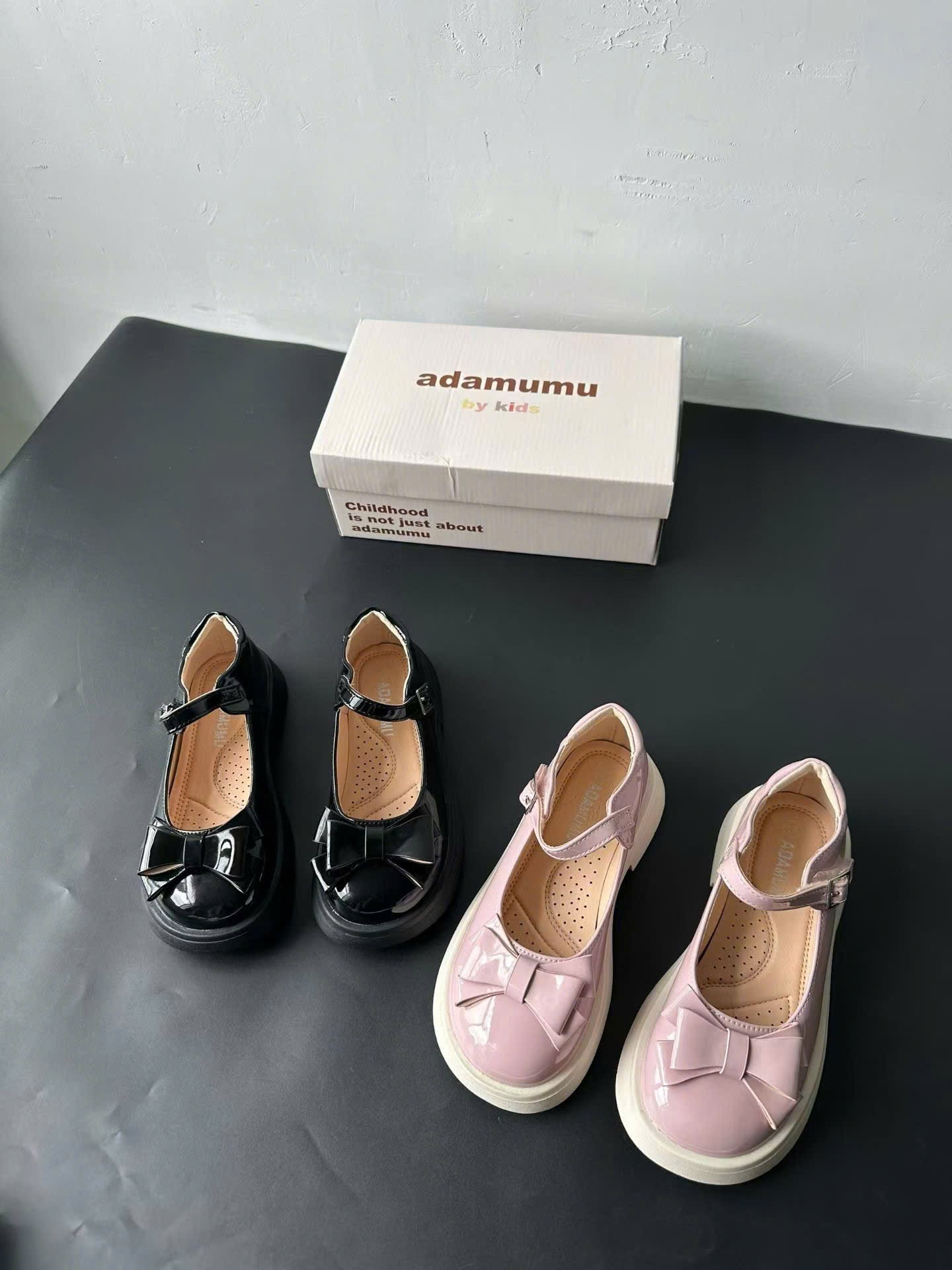 Giày búp bê đính nơ 2 màu đen/hồng cho bé size 28-32