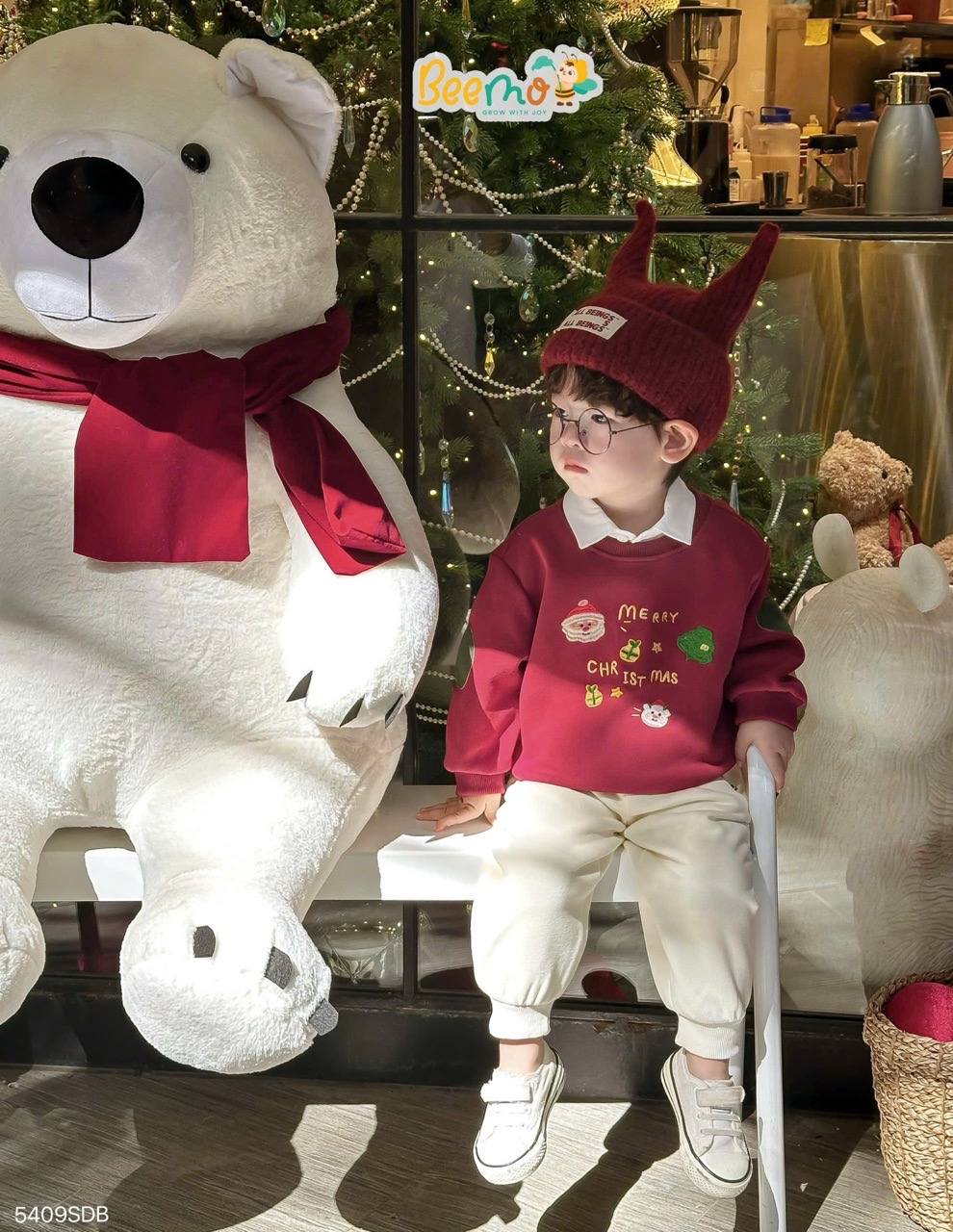 Áo nỉ Beemo màu đỏ Noel đáp tay thêu hình cho bé size 1-6y