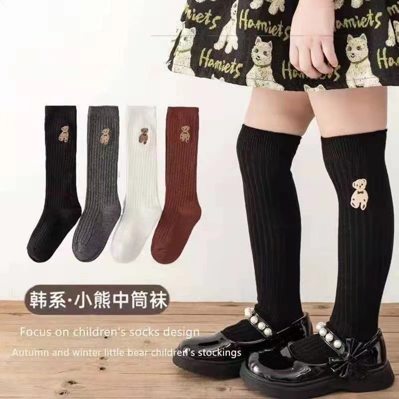 Tất len cao tới gối thêu gấu 5 màu