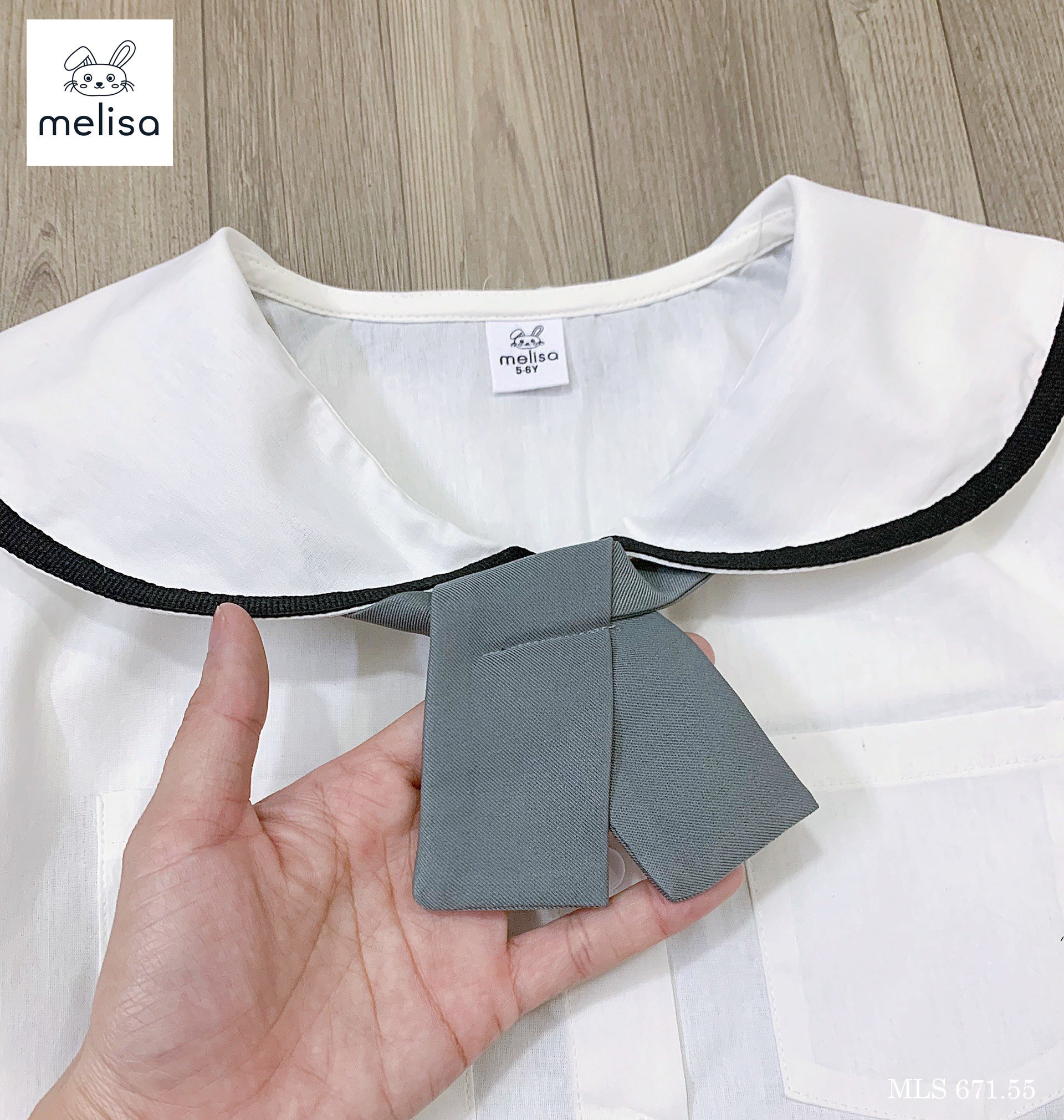 Set thô Melisa áo trắng kèm cavat - chân váy liền quần màu navy size 2 - 11y