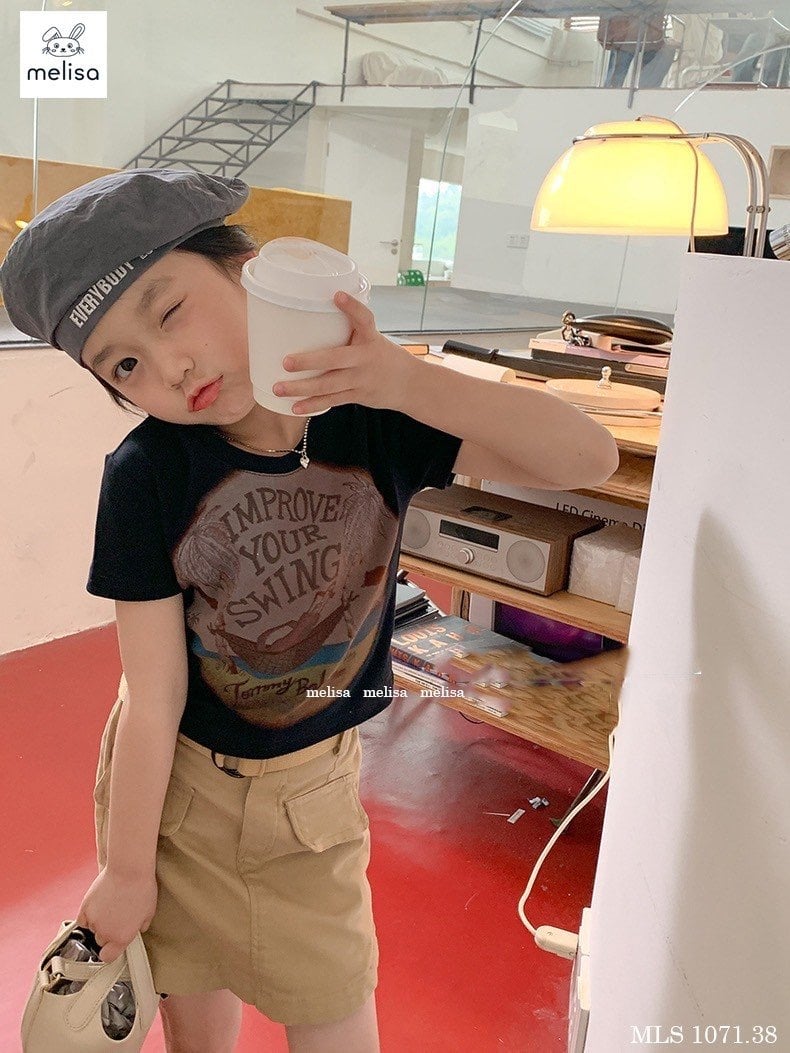 Set Melisa áo cotton đen thuyền cây dừa - chân váy be kaki liền quần size 2 - 12y