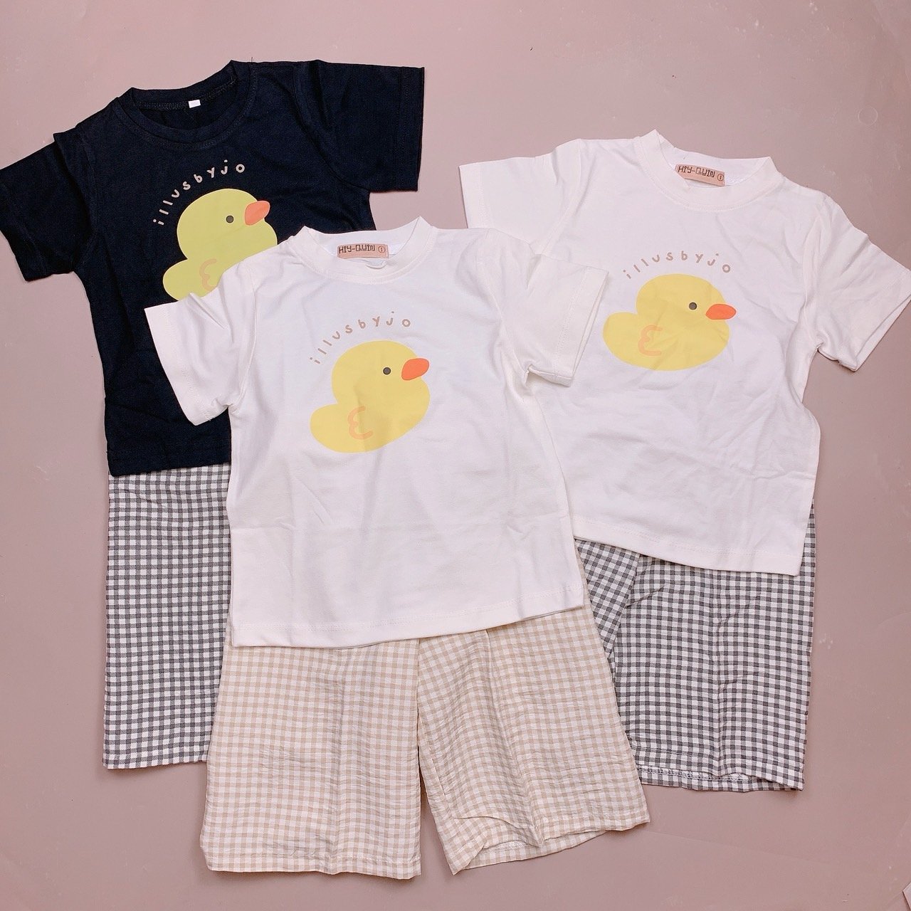 Bộ Hiy - Quin áo cotton hình vịt / gấu + quần kẻ caro nhiều màu size 2-6y