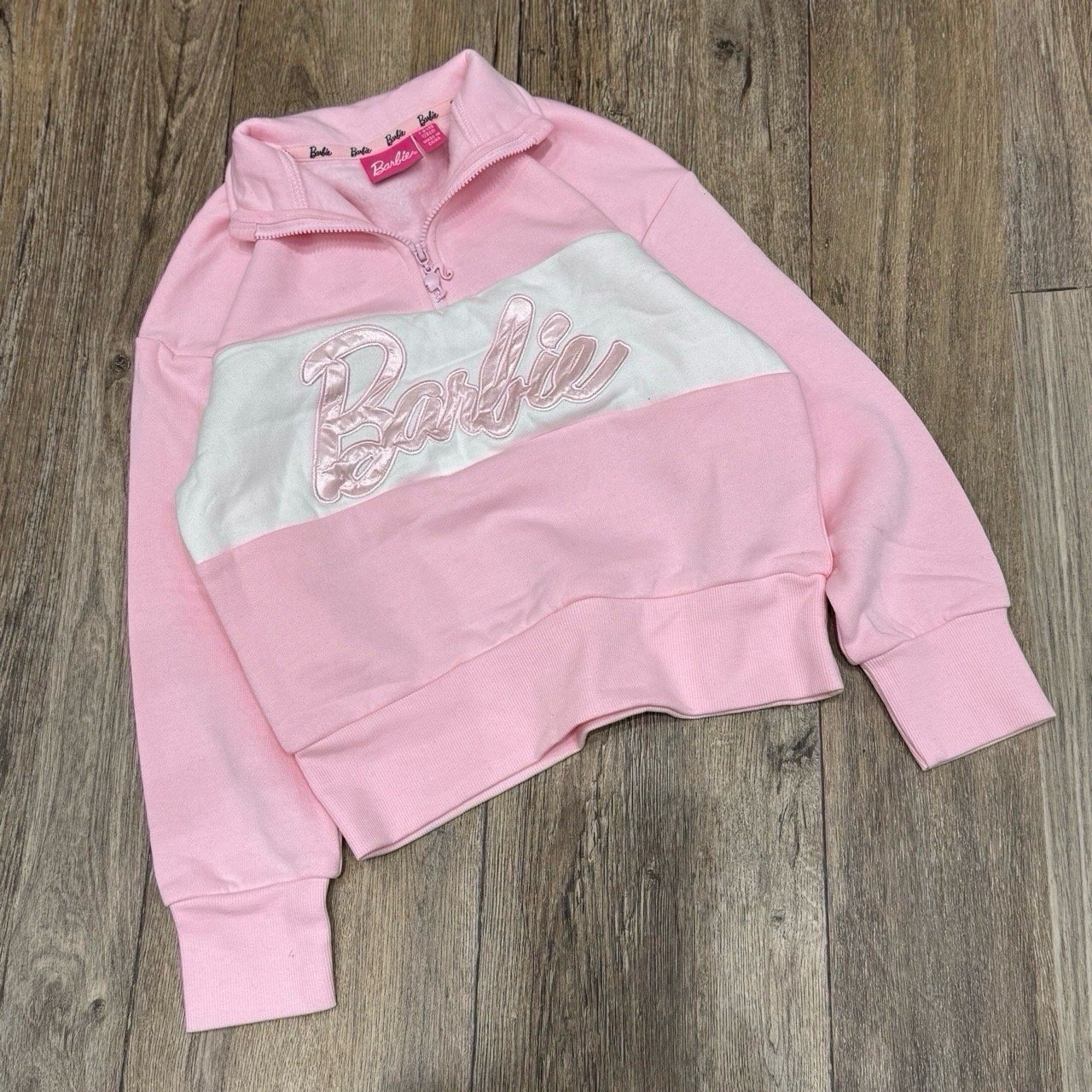 Áo nỉ Primark Hello Kitty / Barbie / Kuromi Bé Gái size 8 - 15y