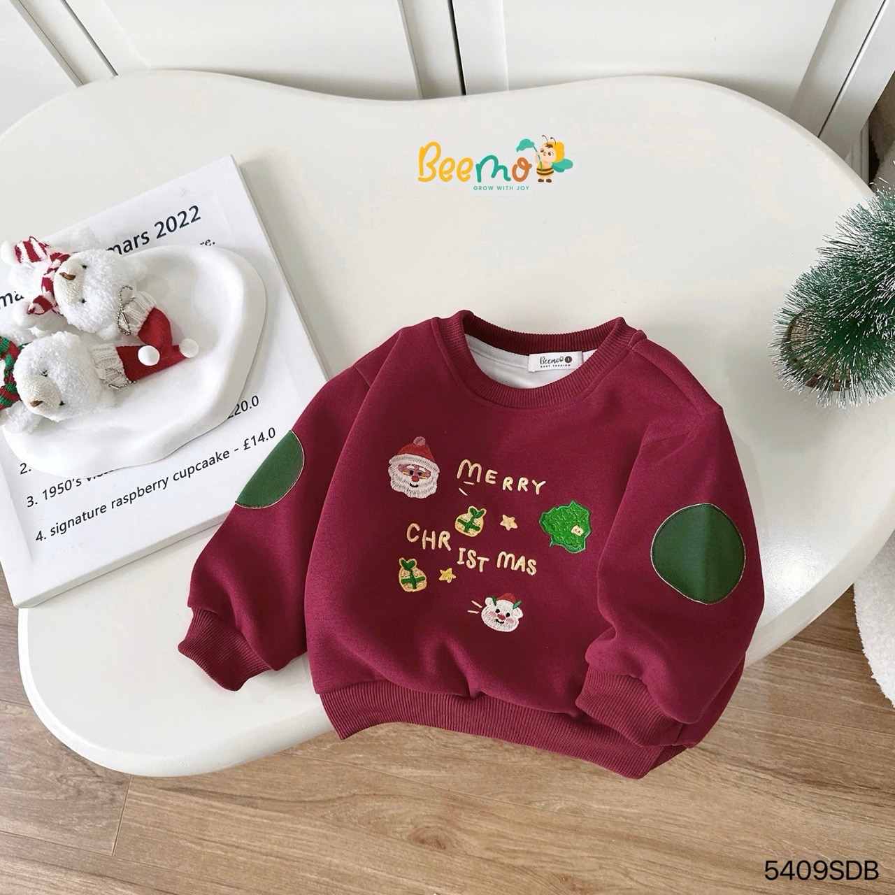 Áo nỉ Beemo màu đỏ Noel đáp tay thêu hình cho bé size 1-6y