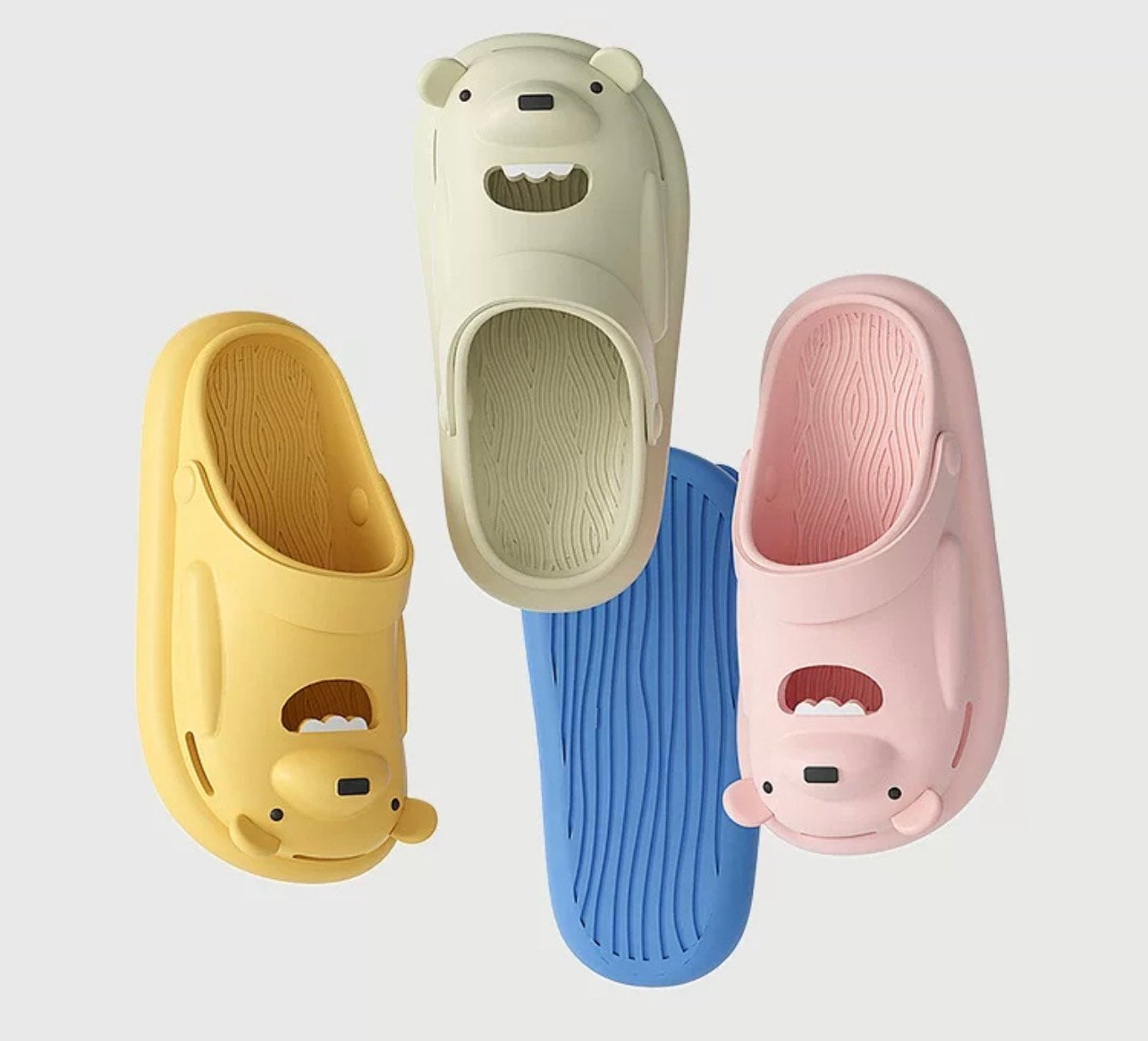 Sục nhựa Mario hình gấu nhiều màu BTBG